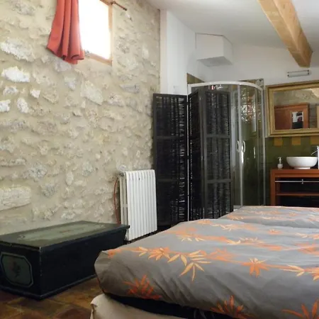 Air De Vacances לינה וארוחת בוקר *